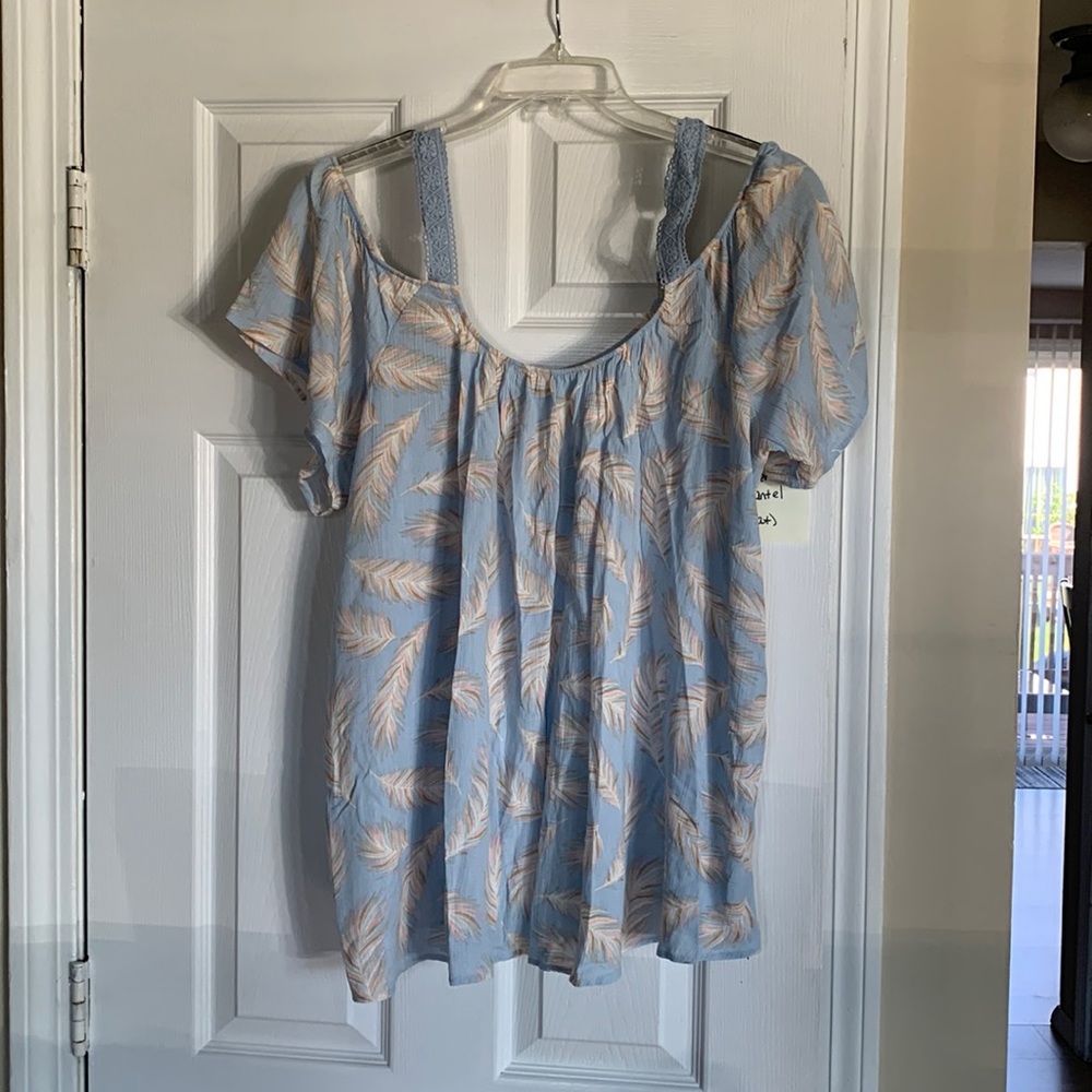 Torrid off the shoulder blouse